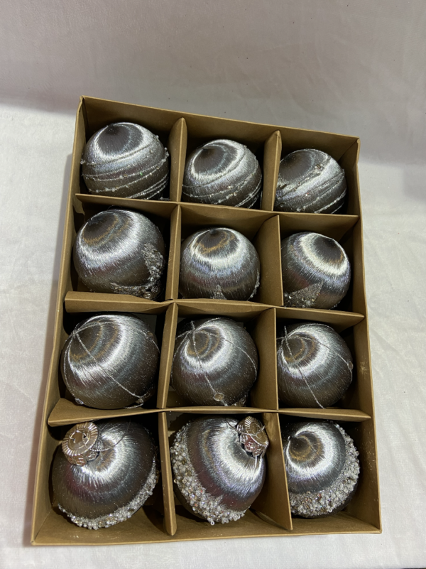 8cm Gray beaded ball. Per pack:12